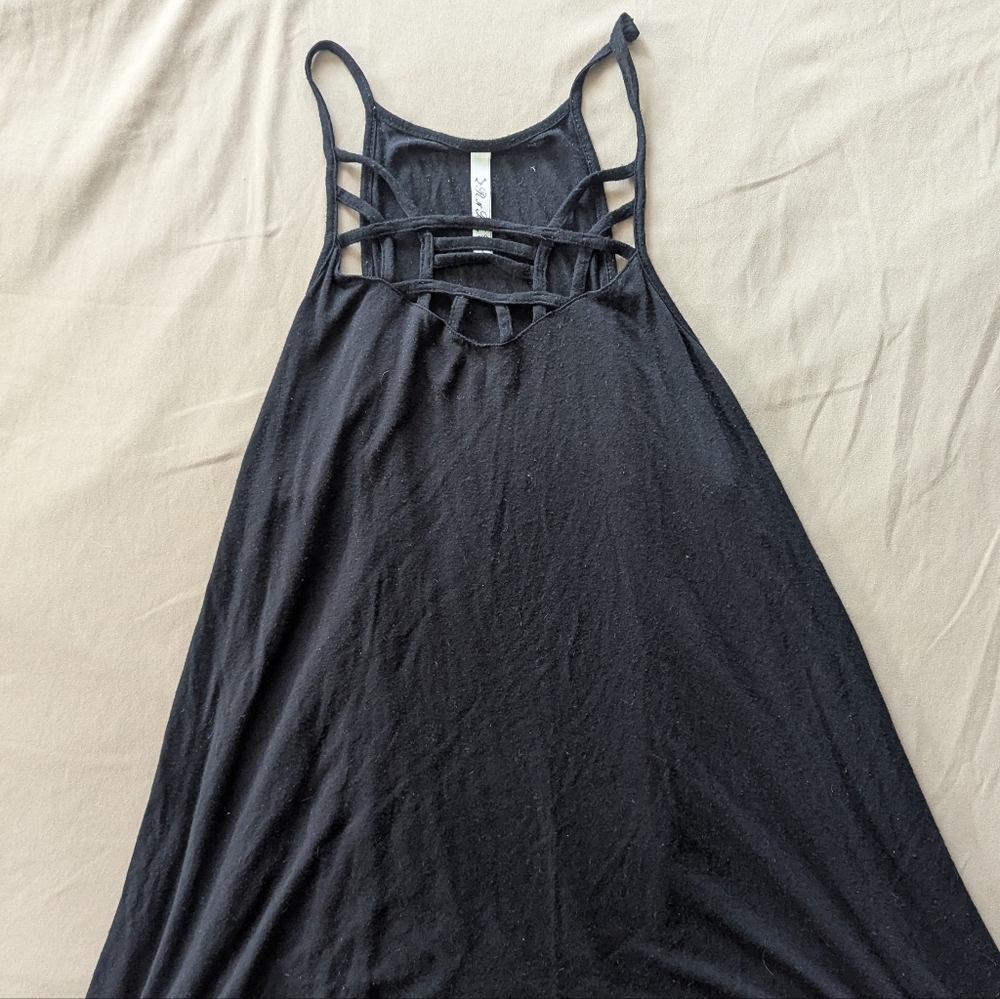 3 For $25 🌻 Strappy Tank Top